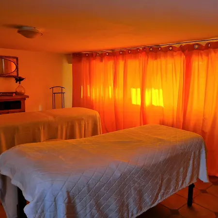 לינה וארוחת בוקר M, D'hotes, Vue Mer, Sauna, Piscine A Six-fours