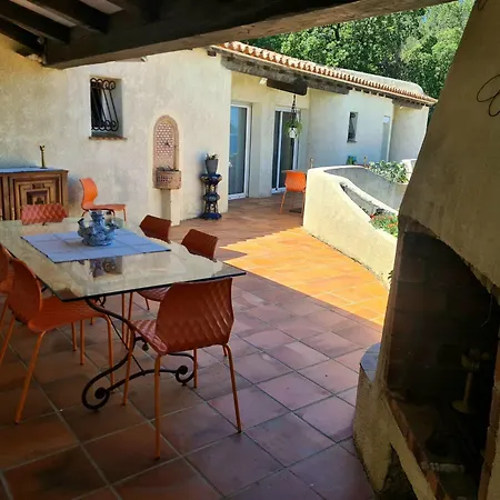 לינה וארוחת בוקר M, D'hotes, Vue Mer, Sauna, Piscine A Six-fours סיס-פור-לה-פלאז'